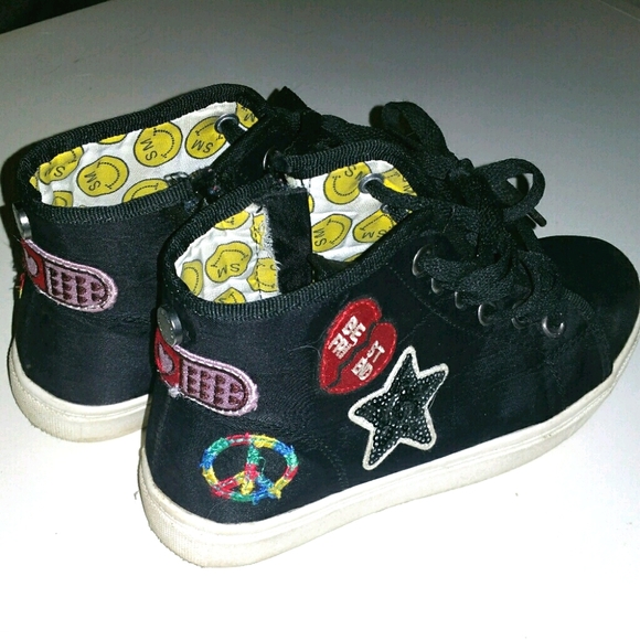 Steve Madden Girls Sneakers - Picture 2 of 6